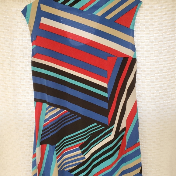 Multi-Color Maternity Blouse. - Picture 2 of 2